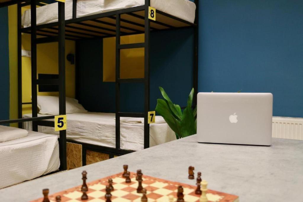 Scary Hostel 第比利斯 外观 照片